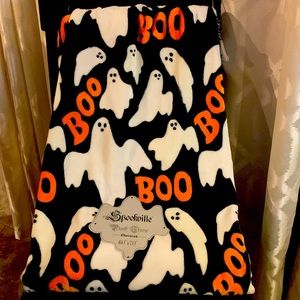 Spookville halloween ghost oversized throw 60 x 70